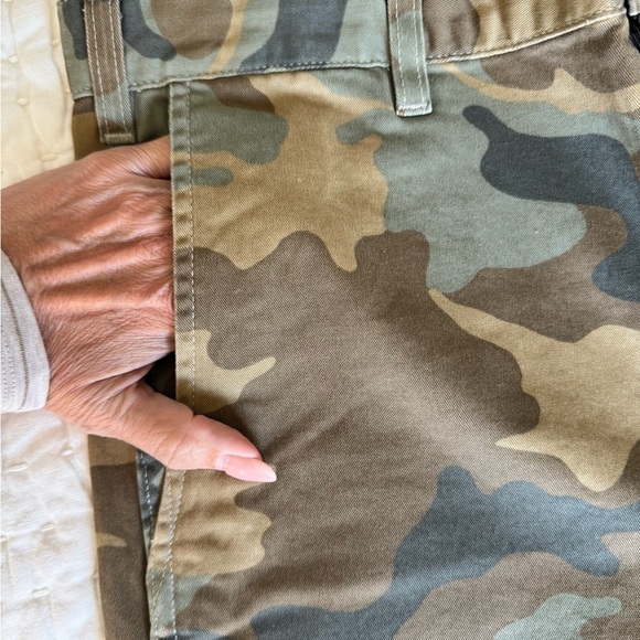 CQY Anthropologie Charm Jungle Minimalist Camouflage Pants Sizes 25 and 30 NWT - Picture 7 of 14
